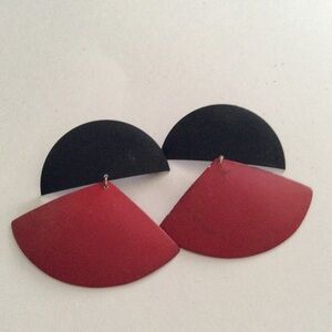 Vintage earrings acrylic paint studs black red bjr